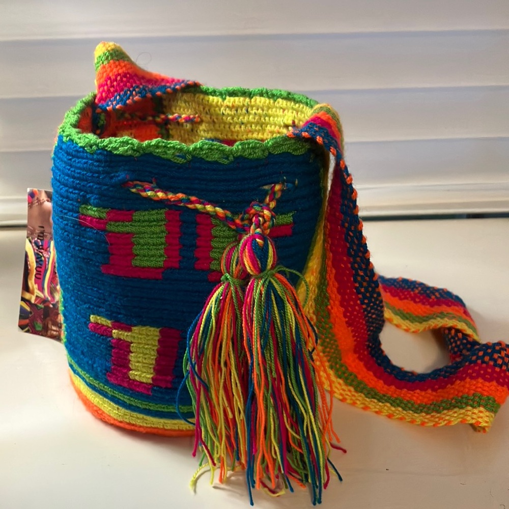 Wayuu small Mochila bags Handmade multicolor and multi-colored strap
